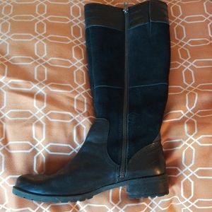 Timberland black leather/suede boots size 8